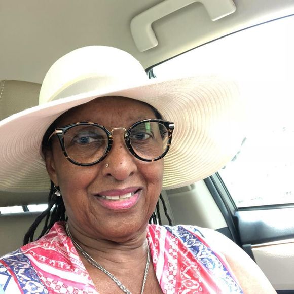 Meet your Posher, Addae - Picture 1 of 1